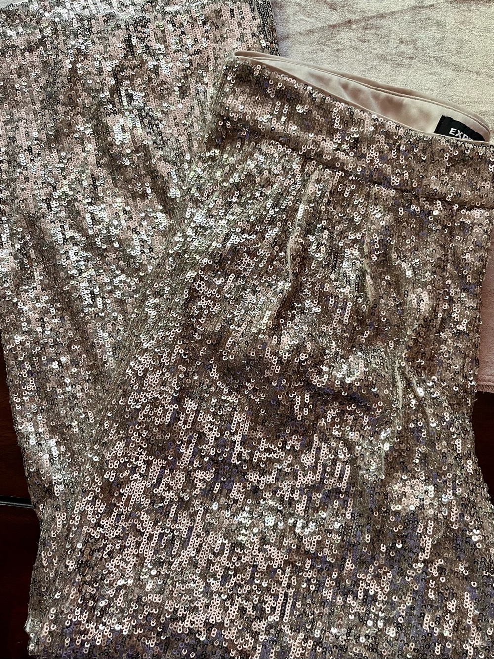 Express Women's Sequin High Rise Cropped Pants